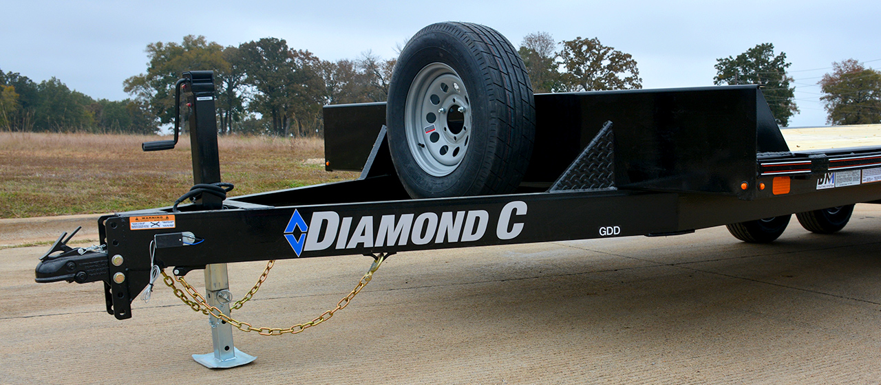 GDD Deck Over Equipment Trailer - Diamond C Trailers