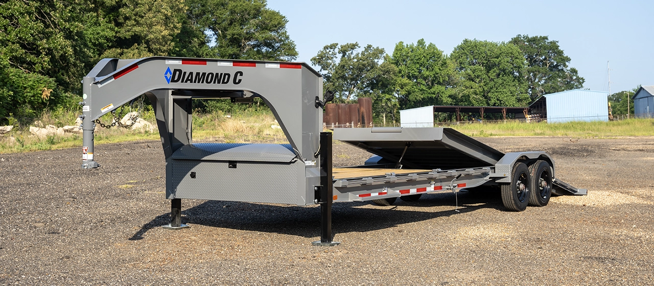 HDT-GN Hydraulic Dove Tail Equipment Trailer